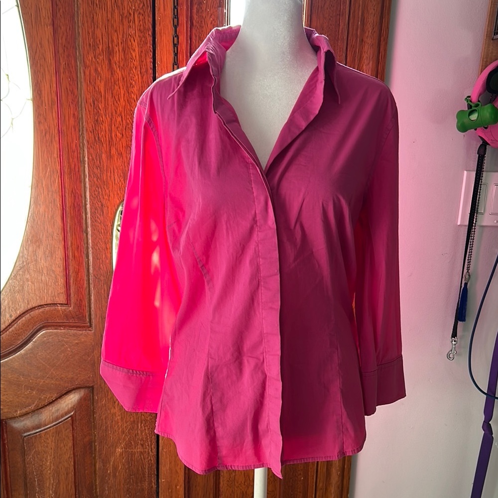 [EXPRESS] Women's Pink Button-Up Shirt - Size Medium